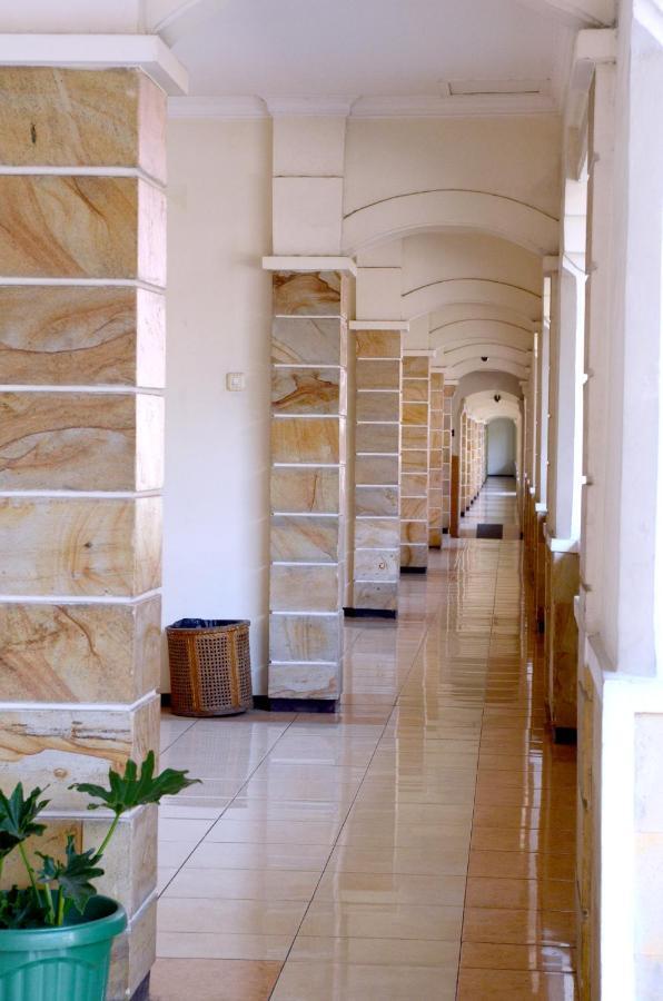 Hotel Pelangi Malang, Kayutangan Heritage Екстериор снимка