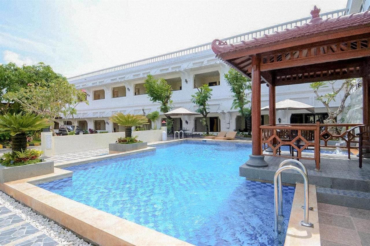 Hotel Pelangi Malang, Kayutangan Heritage Екстериор снимка