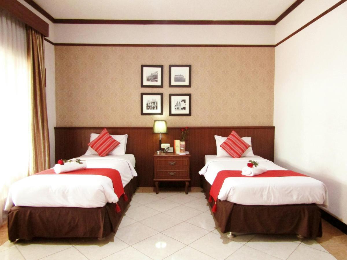 Hotel Pelangi Malang, Kayutangan Heritage Екстериор снимка