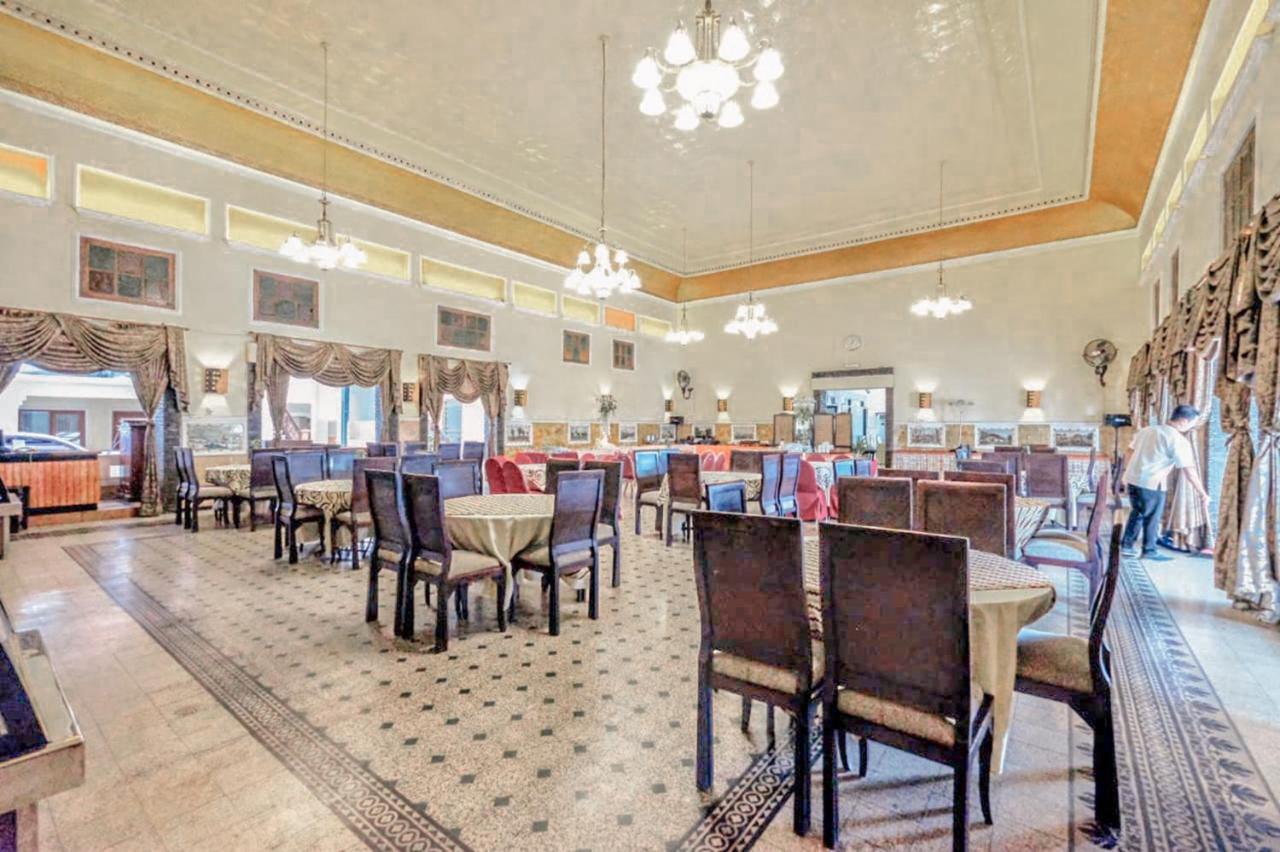 Hotel Pelangi Malang, Kayutangan Heritage Екстериор снимка
