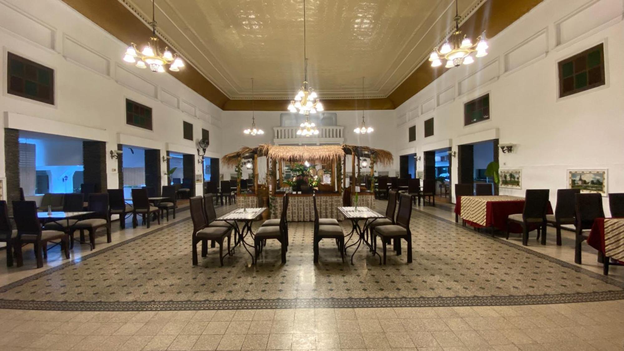 Hotel Pelangi Malang, Kayutangan Heritage Екстериор снимка