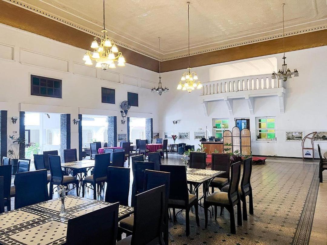 Hotel Pelangi Malang, Kayutangan Heritage Екстериор снимка